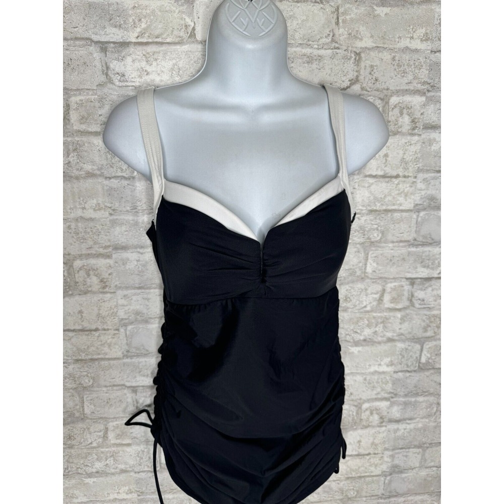 Miraclesuit Black and White One Piece Swimsuit - Picture 4 of 11